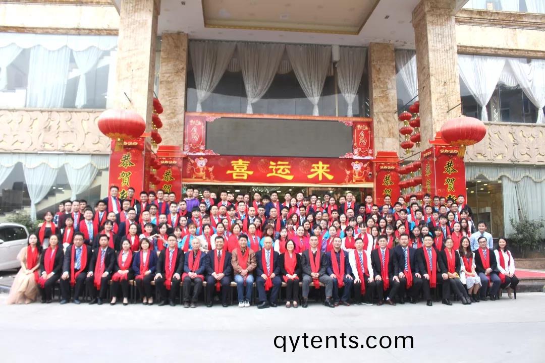 藍(lan)勃生物(wu)2019年度錶(biao)彰暨2020新年糰拜(bai)會(hui)隆重擧(ju)行(xing)